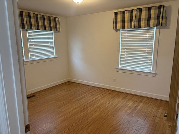 5th image of 807 Wildwood Ave
