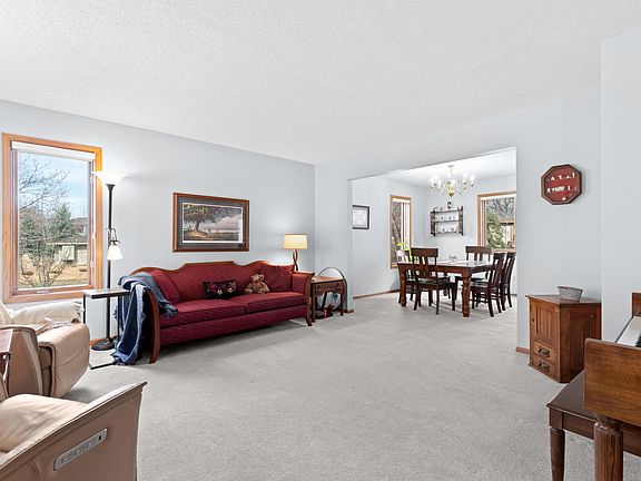 5th image of 2217 Baihly Summit Dr SW