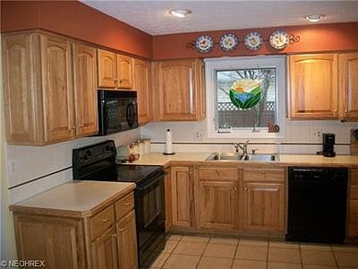 4th image of 27729 Marquette Blvd