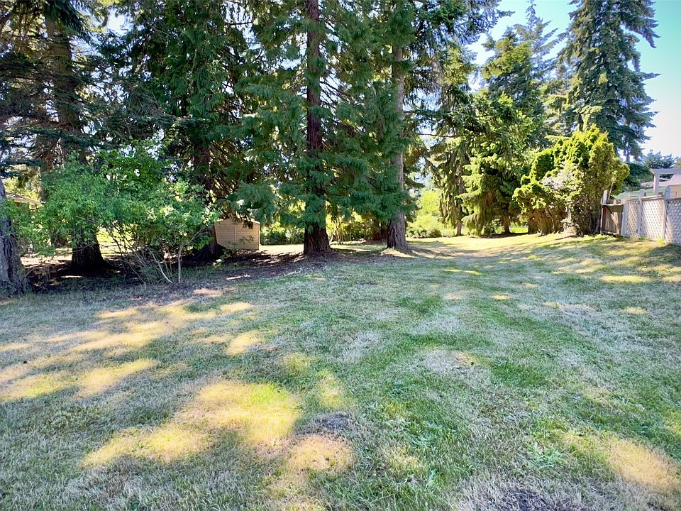1st image of 999 Sunland Drive
