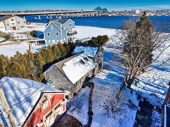 3rd image of 2 Oneil Rd