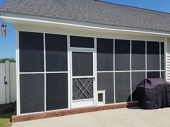 Re-screened sun patio