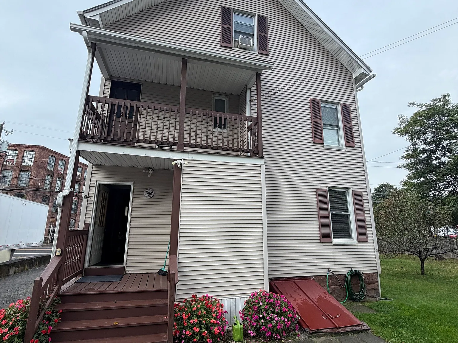 2 bed, 1.0 bath, 850 sqft, $1,650 — Photo 3
