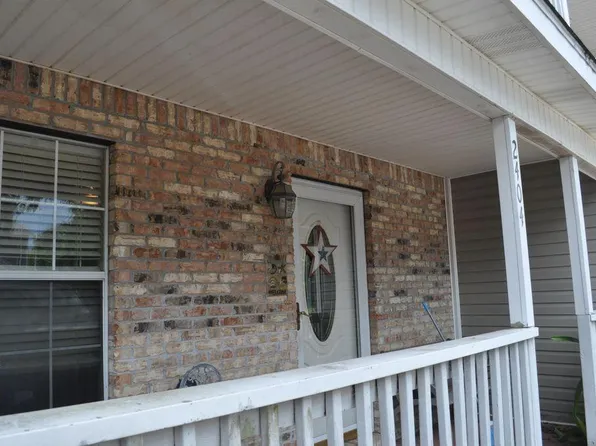 2404 Suwanee Ln, Fort Walton Beach, FL 32547