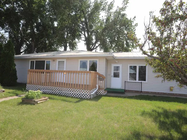 100 29th Ave SE, Minot, ND 58701