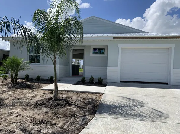 31 Mariposa Lane, Port St Lucie, FL 34952