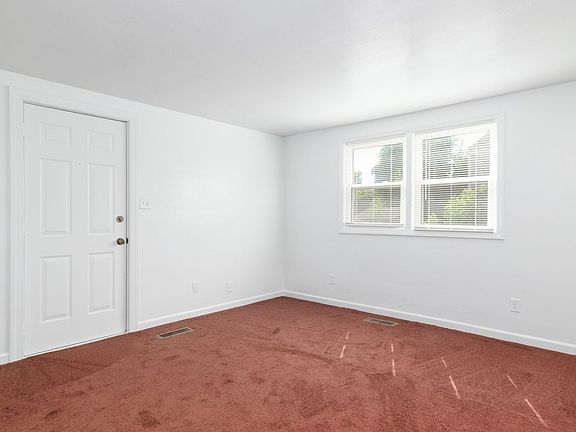 2nd image of 412 Clement St Unit B