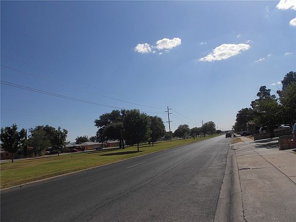 3rd image of 7417 Edgemere Blvd