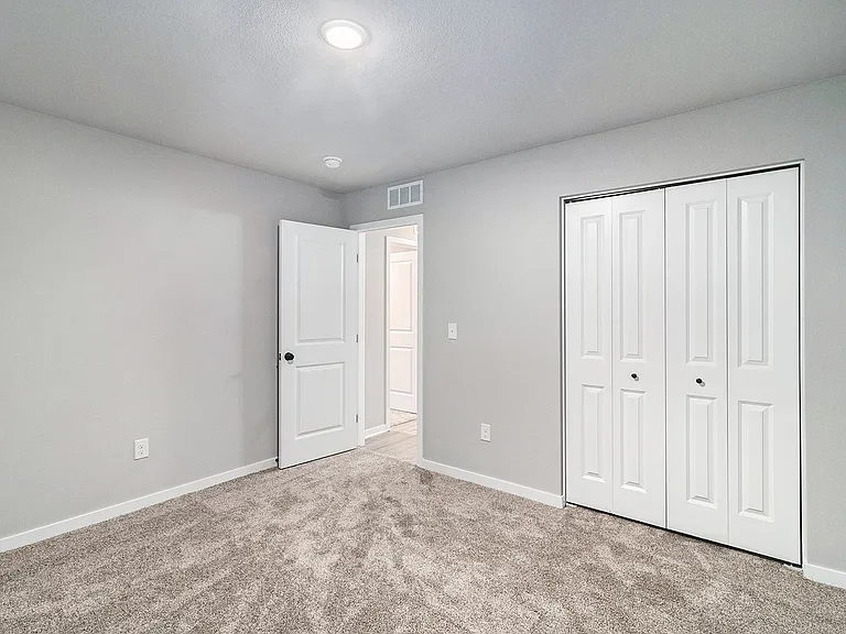 17545 Beechwood Ln — Photo 20