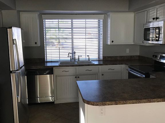 4th image of 5647 W Villa Theresa Dr