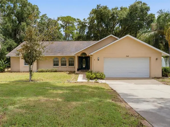742 WOODVIEW DRIVE, TAVARES, FL 32778