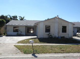5961 Lincoln Cir W, Lake Worth, FL 33463