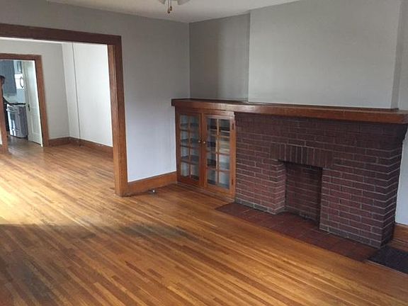 3rd image of 2702-2704 Hibbert Ave