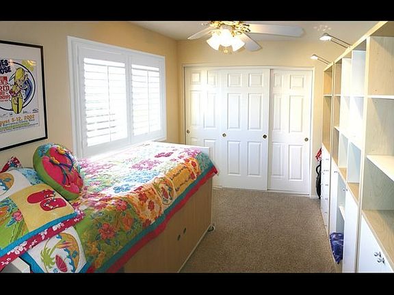 Bright 2nd Bedroom