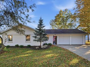 10751 Thompson Rd, Freeport, MI 49325