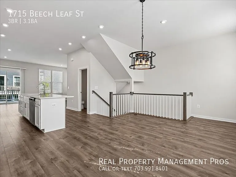 1715 Beech Leaf St — Photo 7