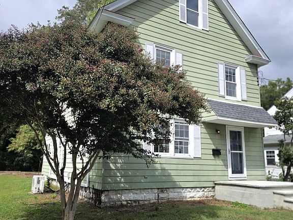 2nd image of 8 Front St