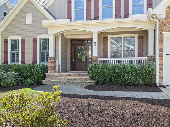 3rd image of 105 Woodland Ridge Ct