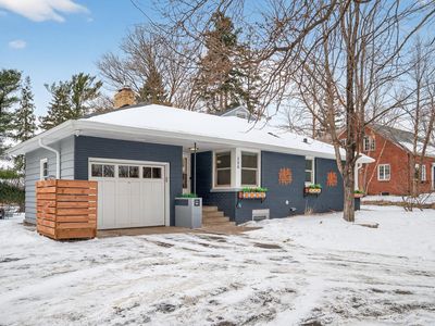 408 Natchez Ave S, Golden Valley, MN, 55416