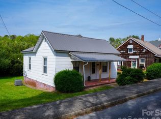 102 6th Em St, Marion, NC 28752