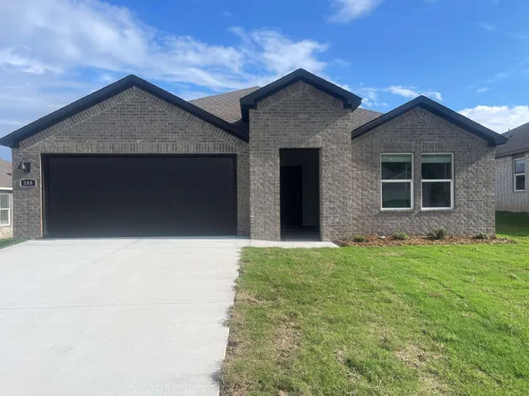 108 E Fredonia Ct, Mayflower, AR 72106