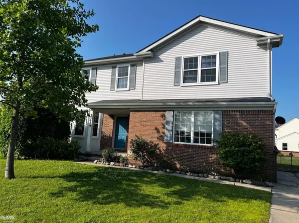 35659 Walden Ct, New Baltimore, MI 48047