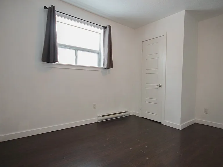 169 Lancaster St W #403 — Photo 15