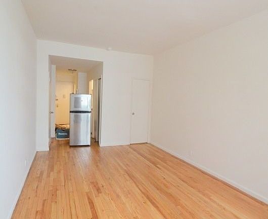 3rd image of 207 E 15th St APT 2F
