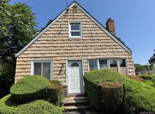 185 Alabama Ave, Hempstead, NY 11550
