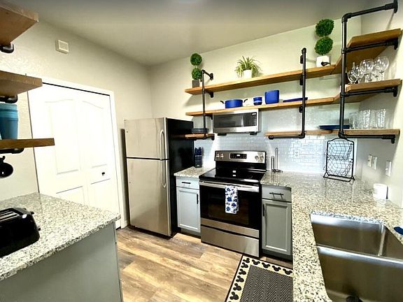 5th image of 8908 Legacy Ct APT 16-304