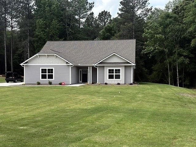 1st image of 718 Eagle Heights Dr
