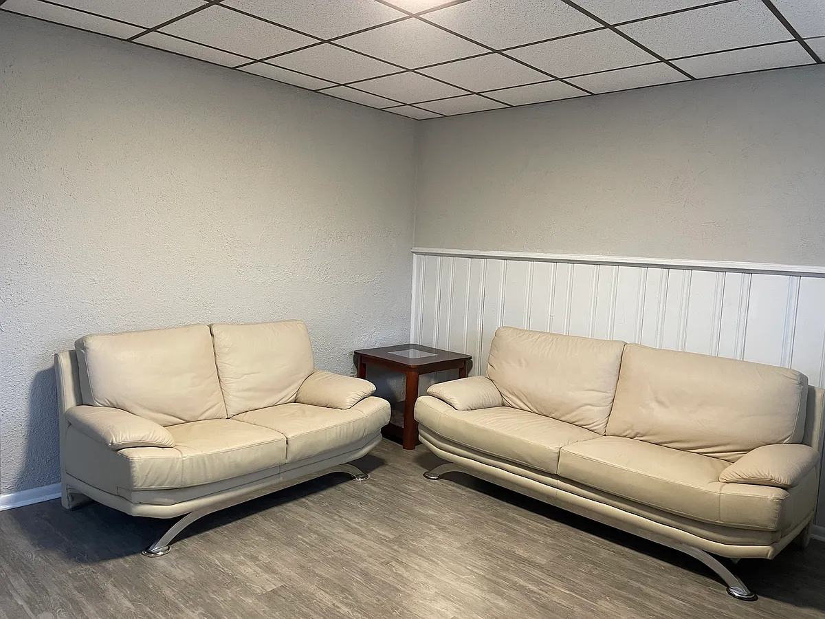 Parlor - 5834 Meade St