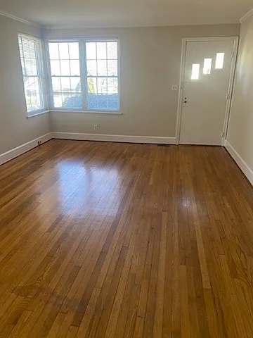 2318 Hassell Pl — Photo 2