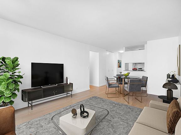 4th image of 124 W 60th St APT 23K