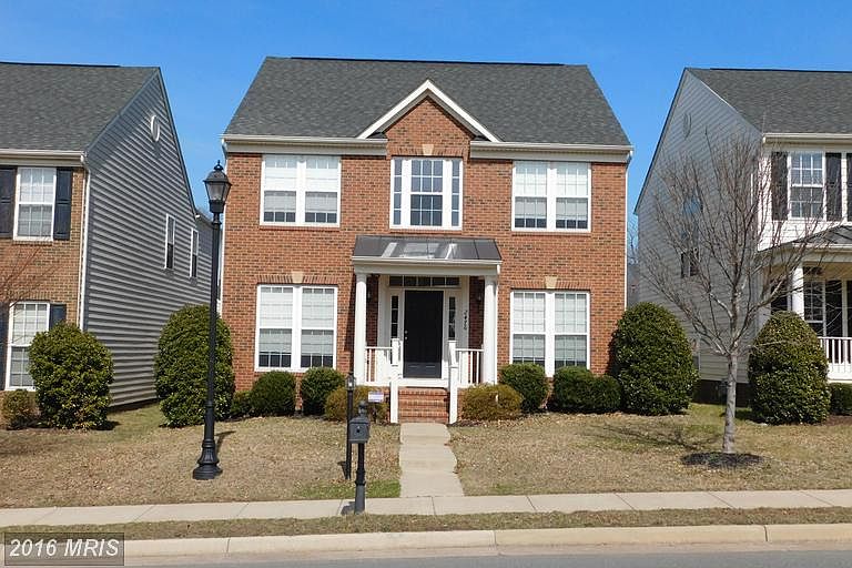 1st image of 2476 Port Potomac Ave