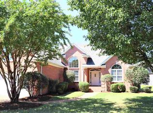 127 Chapel Creek Dr, Jackson, TN 38305