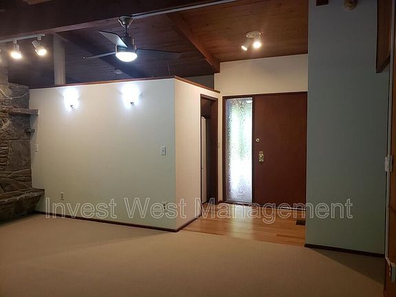 3rd image of 5916 NW Bernie Dr