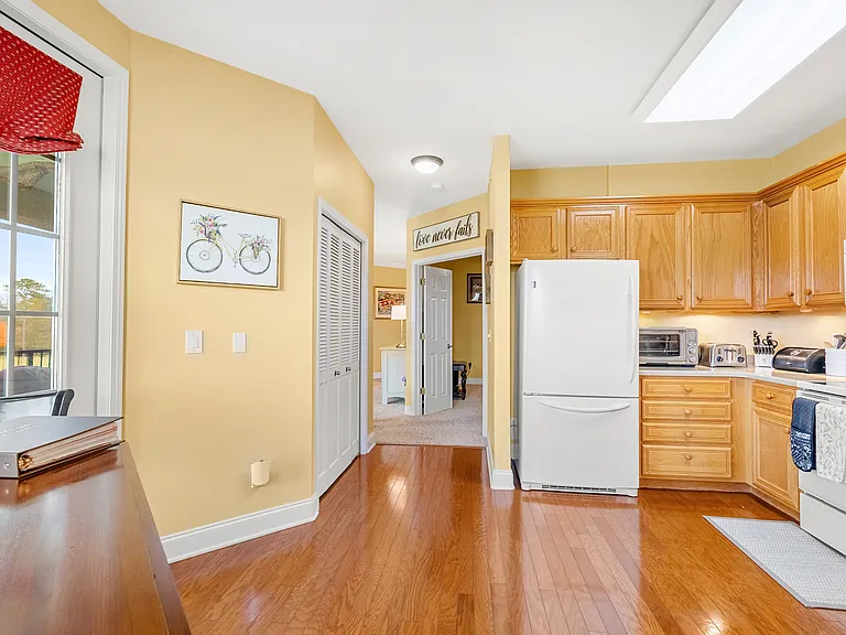 545 Rarity Bay Pkwy #206 — Photo 10