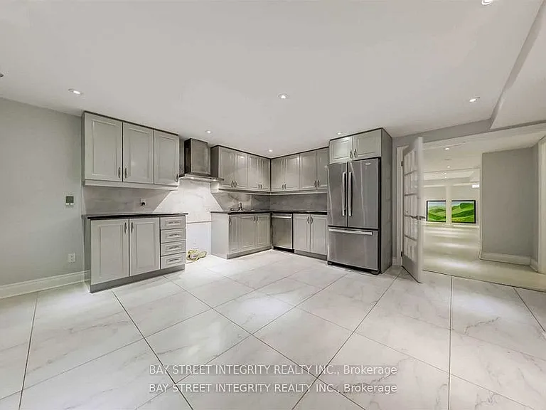 2 Lonsdale Ct — Photo 5