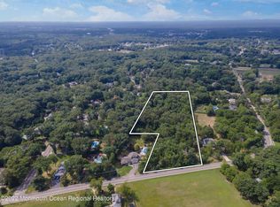 1585 Silverton Rd, Toms River, NJ 08755