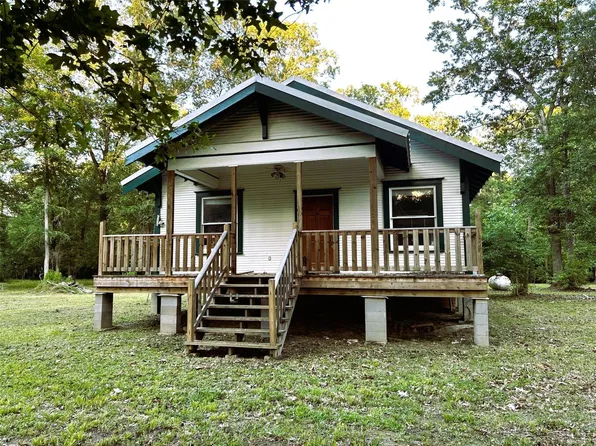 877 County Road 6474, Dayton, TX 77535