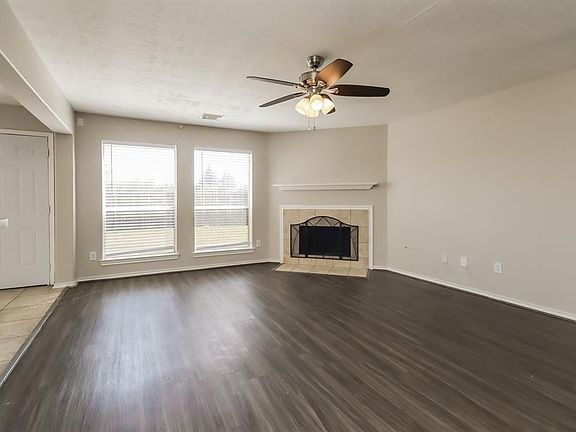 5th image of 16611 Great Oaks Hollow Dr