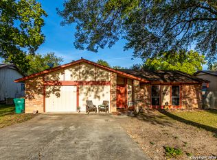 122 N Meadow St, Converse, TX 78109