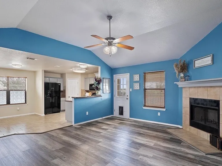 1205 Marlee Cir — Photo 30