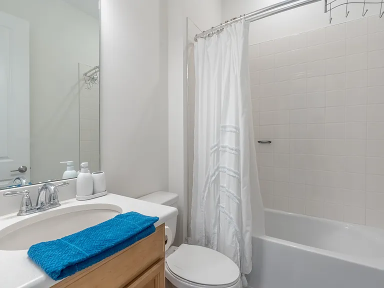 15347 Turin Dr — Photo 27