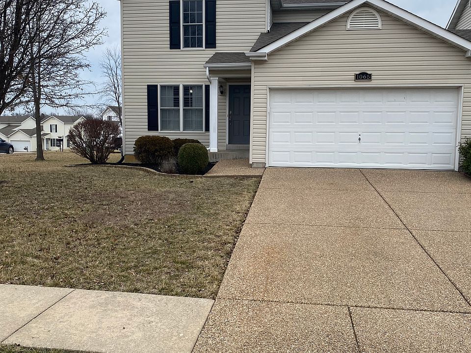 1st image of 1065 Chesterfield Dr