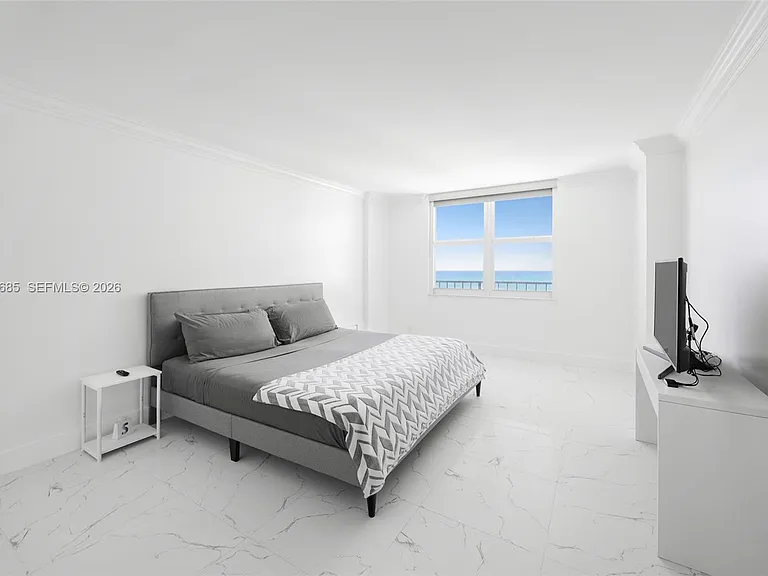 2401 S Ocean Dr #2402 — Photo 11