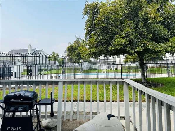 164 W Walnut Ave APT C, Rialto, CA 92376