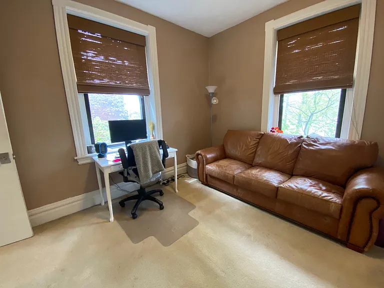 121 Grandview Ave #6 — Photo 11