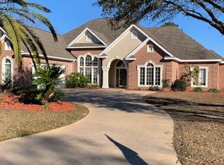 350 Prestwick Ave, Gulf Shores, AL 36542